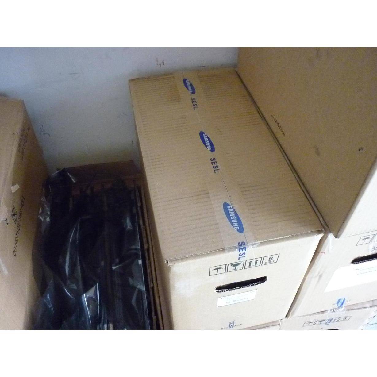 全新原装 M215H3-LA1 LTM215HT03 LM215WF4 M215HCA-L3B