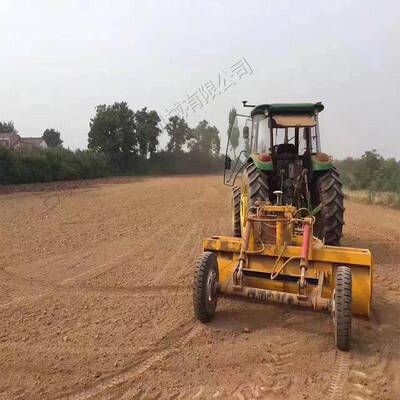 东北黑土地卫星平地机农用激光整平机拖拉机带动激光平地机