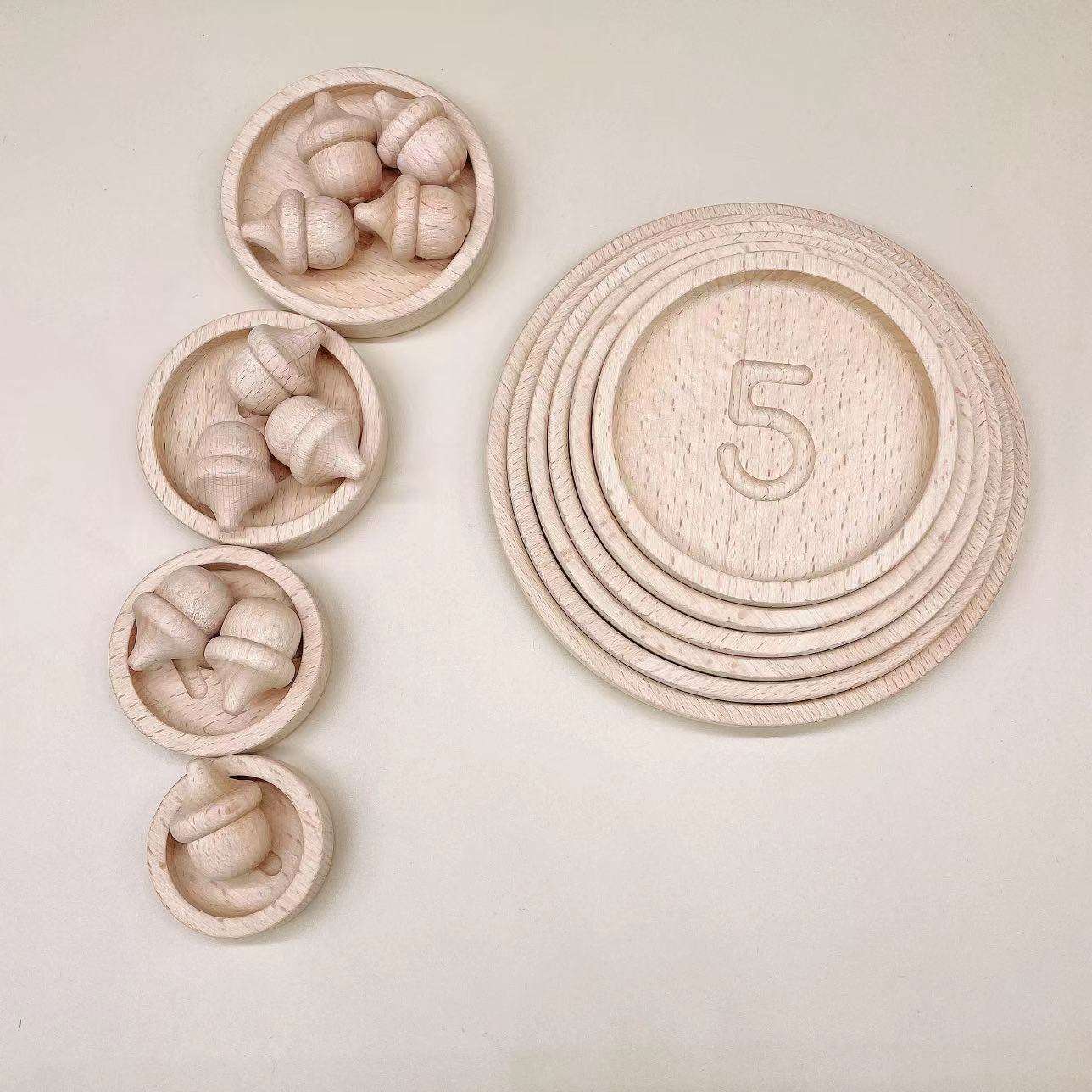 wooden pyramid counting trays蒙氏木制金字塔计数盘 开放性橡果