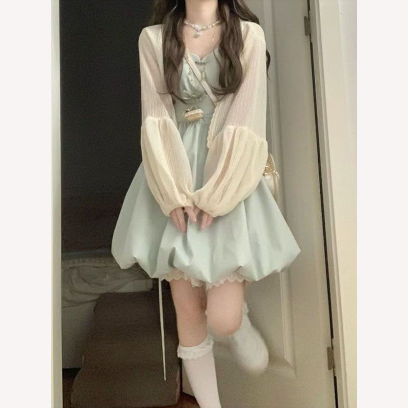 休闲温柔甜美蝴蝶结吊带花苞连衣裙搭配甜美防晒披肩夏季两件套装