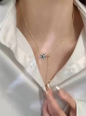 真金电镀山项链精致微镶锆石黑色复古玫瑰花锁骨链小众高级感