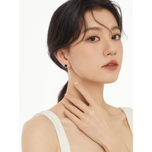 新加坡「设计师」Oho Ou 四叶草耳钉女纯银高级感小众设计感耳饰