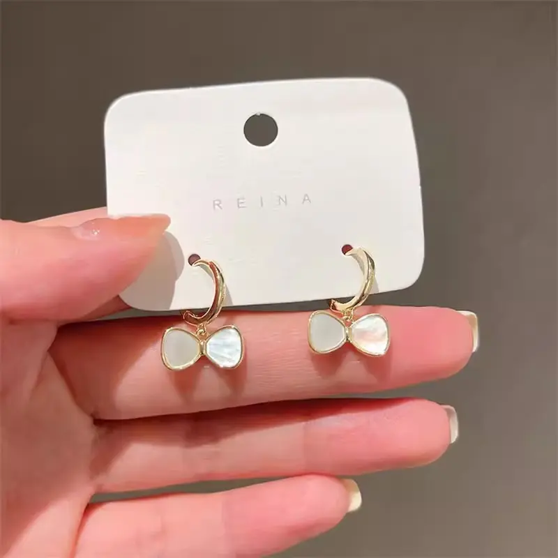 韩国气质网红高级感耳扣母贝结耳环女夏小巧精致时尚洋气耳钉