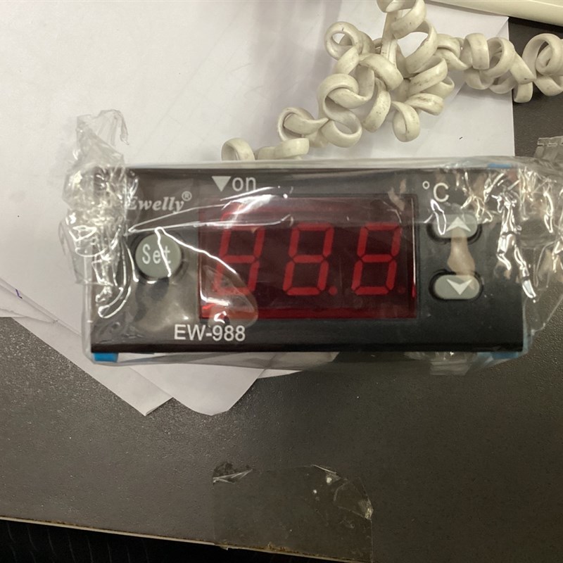 伊尼威EW988高精度温度制器温表温控器电子子式250v10a温仪带