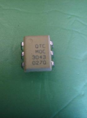 MOC3043光电耦和器