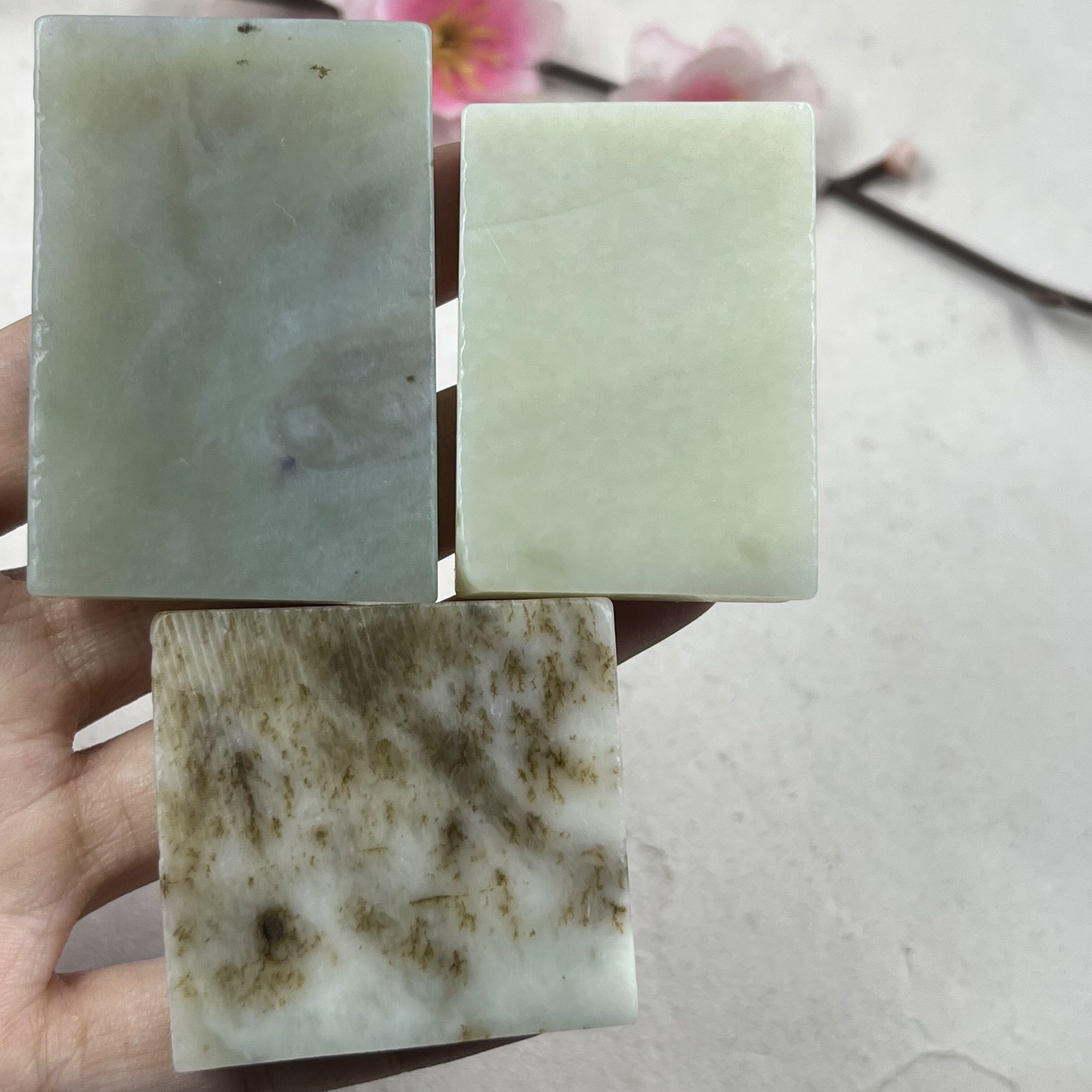 3件价新疆和田玉白玉糖玉烟紫牌子边角料玉石料片料标本料包邮t