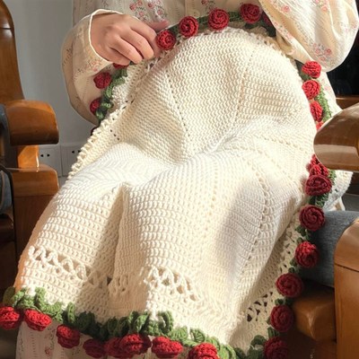 【成品】手工编织毯子空调披肩毯毛线钩织红色玫瑰花束的毛毯抱毯