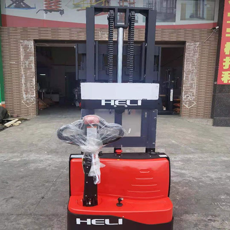 合力电动堆高叉车 1.5吨升高2米至3米电动叉车 电动托盘搬运车