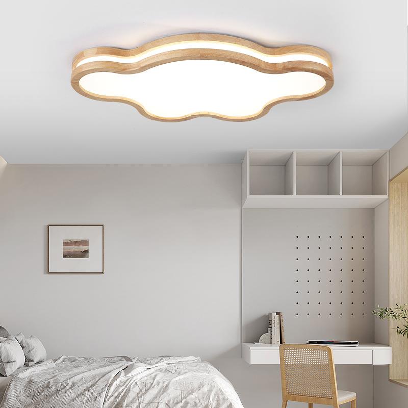 日式云朵吸顶灯实木原木北欧led卧室灯简约创意个性儿童房间灯具