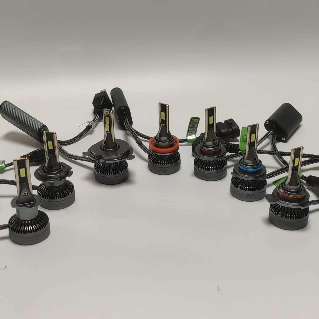 外贸新款双铜管汽车LED大灯H1 H7 H11 9012 9005 H4大功率65W灯泡