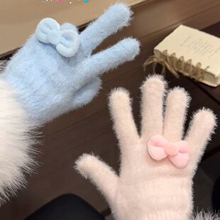 新款公主风蝴蝶结手套冬季甜美少女五指可爱加厚保暖毛绒学生骑车