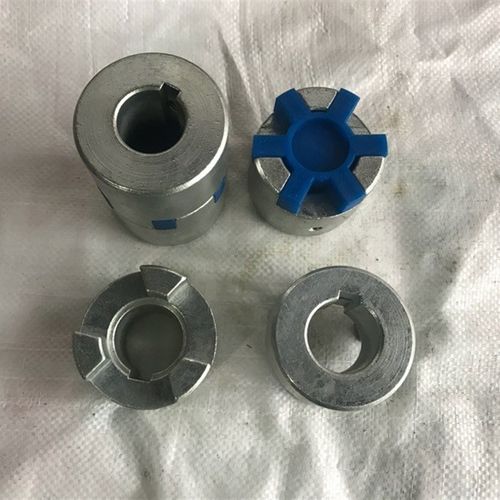 L型三爪式联轴器45号钢梅花伺服电机水泵电机涡轮成品标准内孔