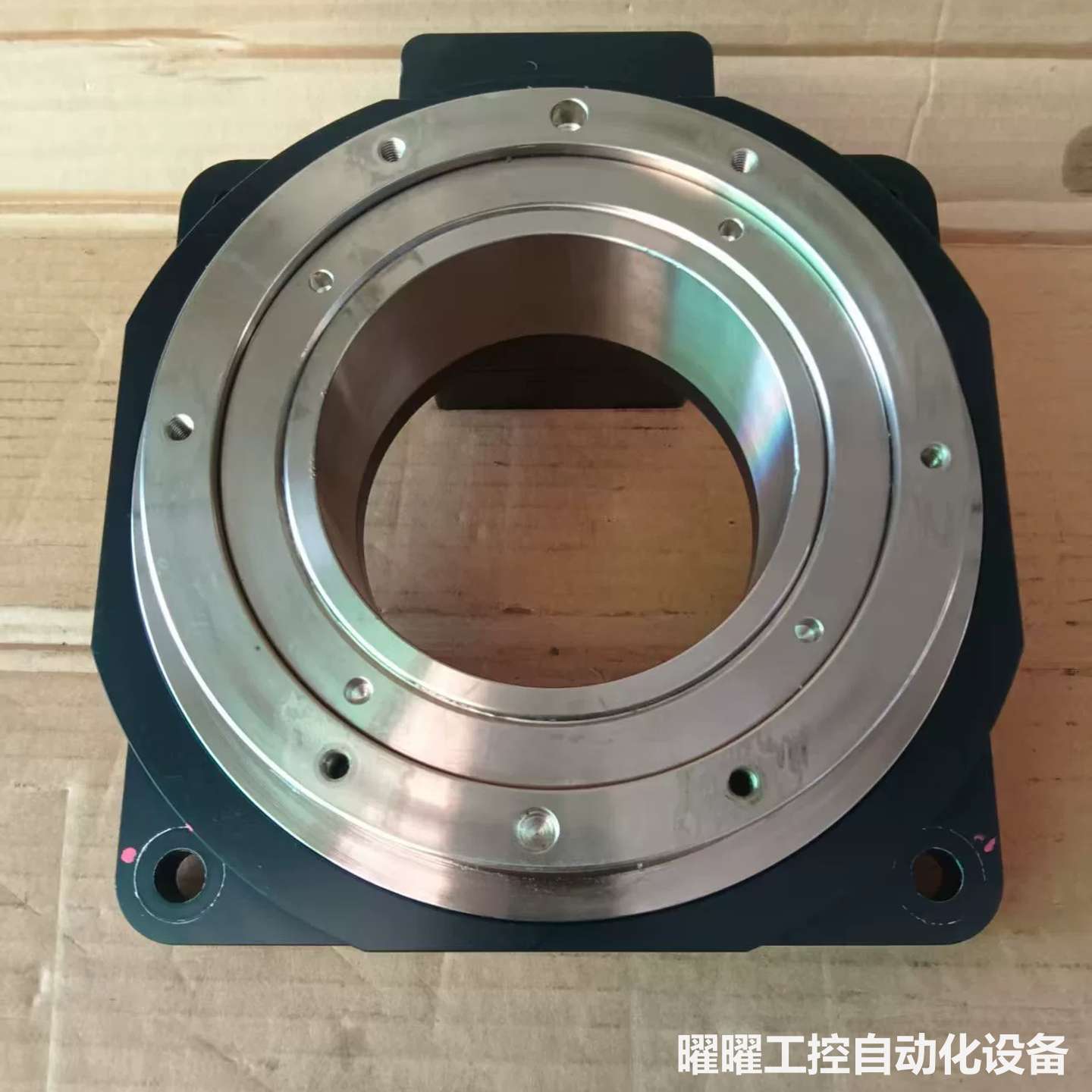 200型中空旋转平台：速比1/18∥名牌商标掉了，200一1