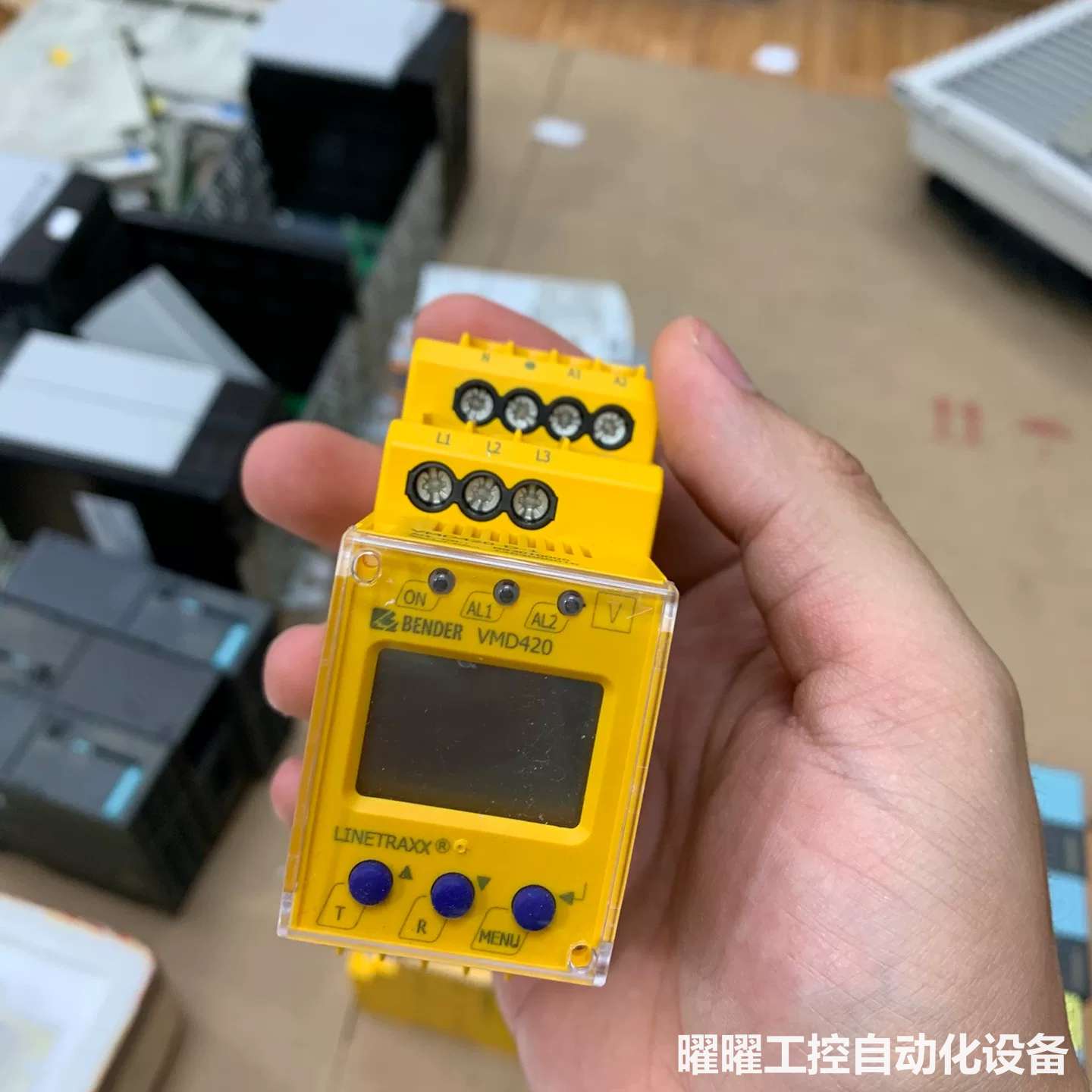 VMD420-D-1 BENDER模块原装拆机、成色很不错