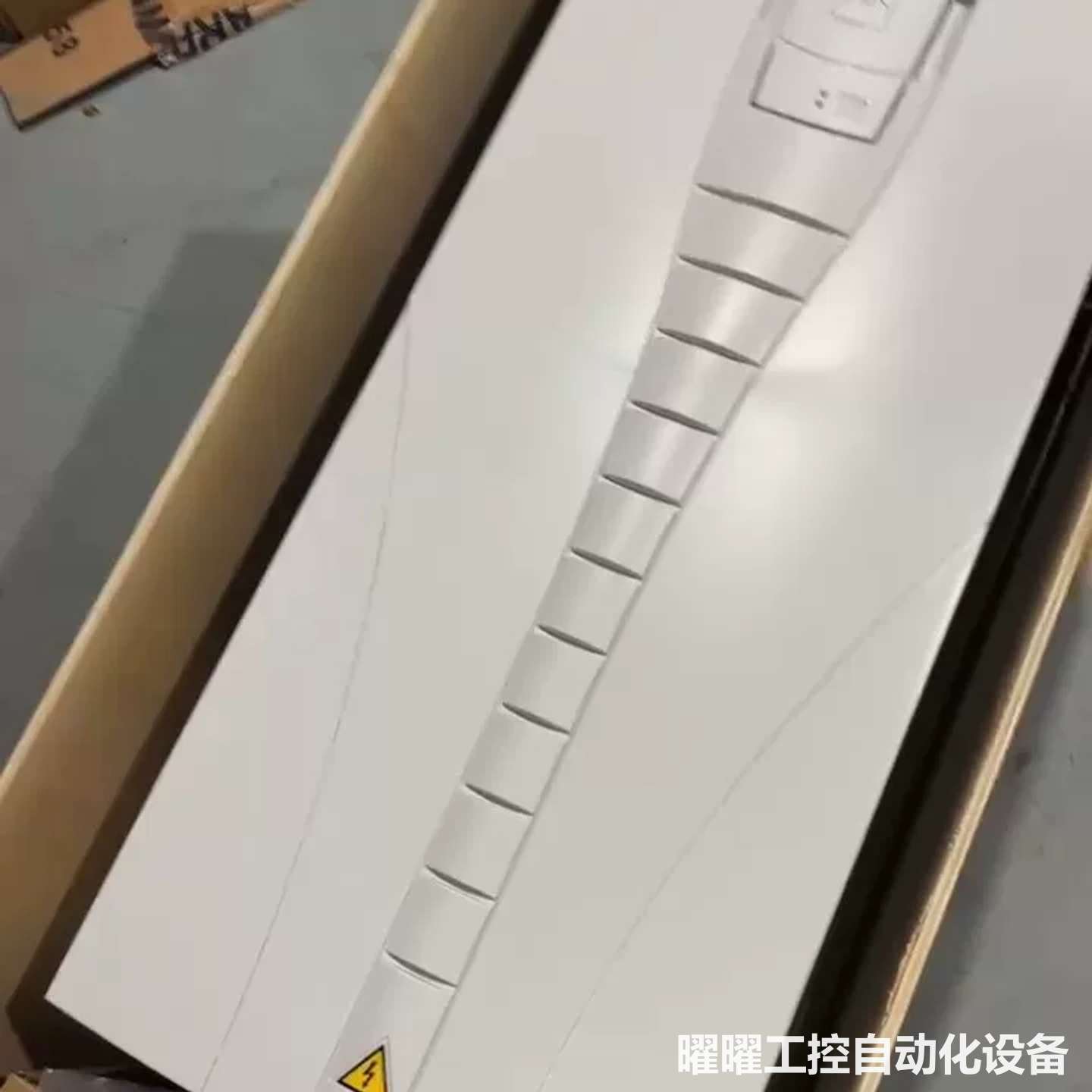 ABB变频器ACS510-01-125A-4,55KW,九九