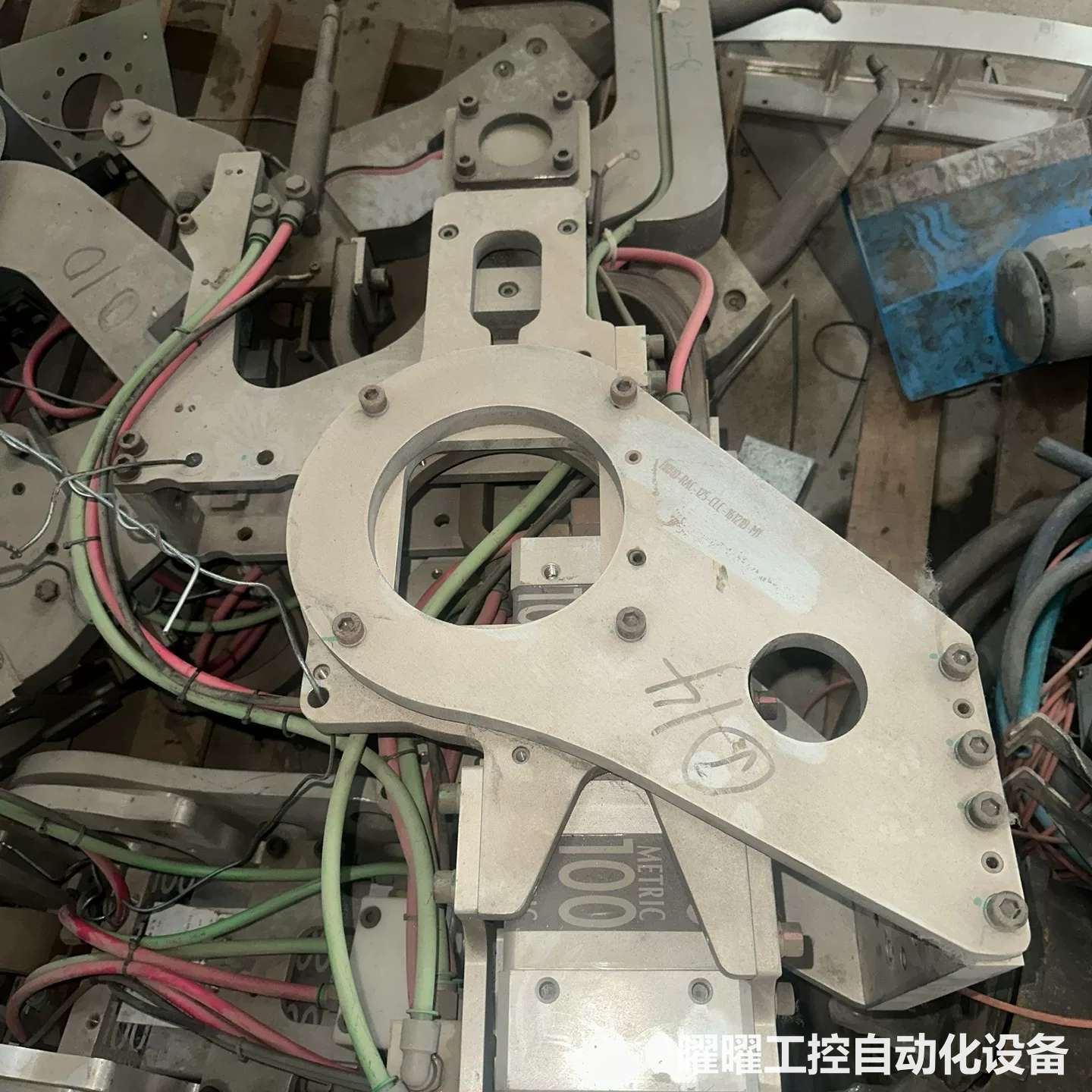 机器人焊钳现货多台几乎没用,用得上的联系