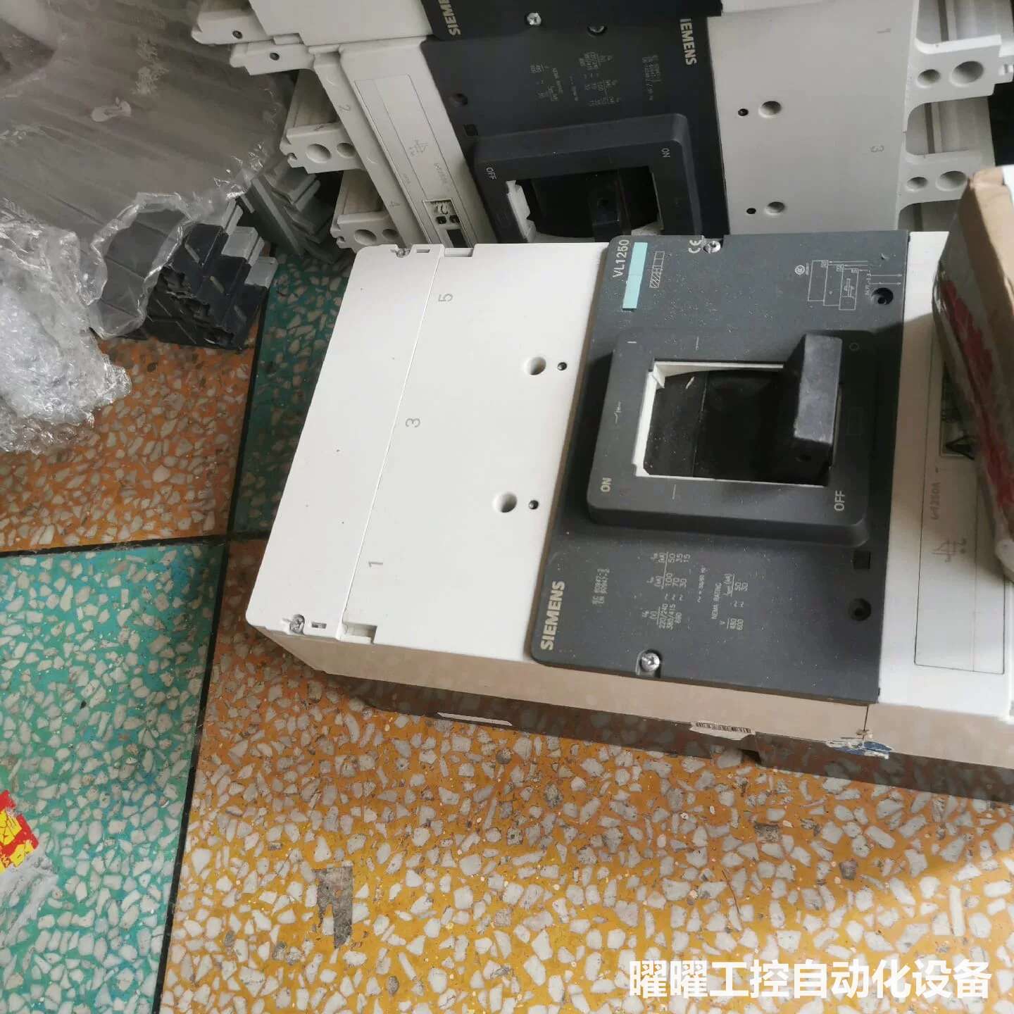 西门子塑壳断路器VL1250N 3P 1000A 125
