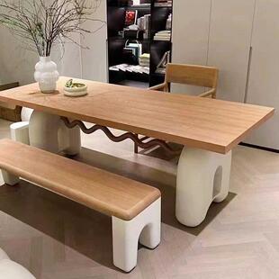 侘寂风中古实木麦兜餐桌奶油风饭桌法式设计餐台艺术民宿接待桌凳