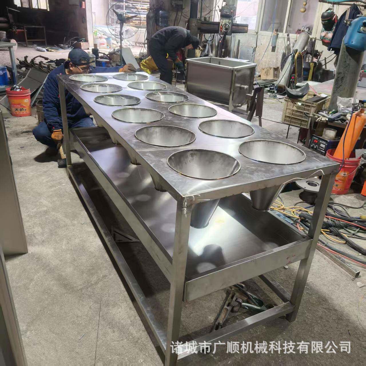 杀鸡放血锥201材质控血器家禽沥血器多锥桶手推鸡鸭鹅沥血锥