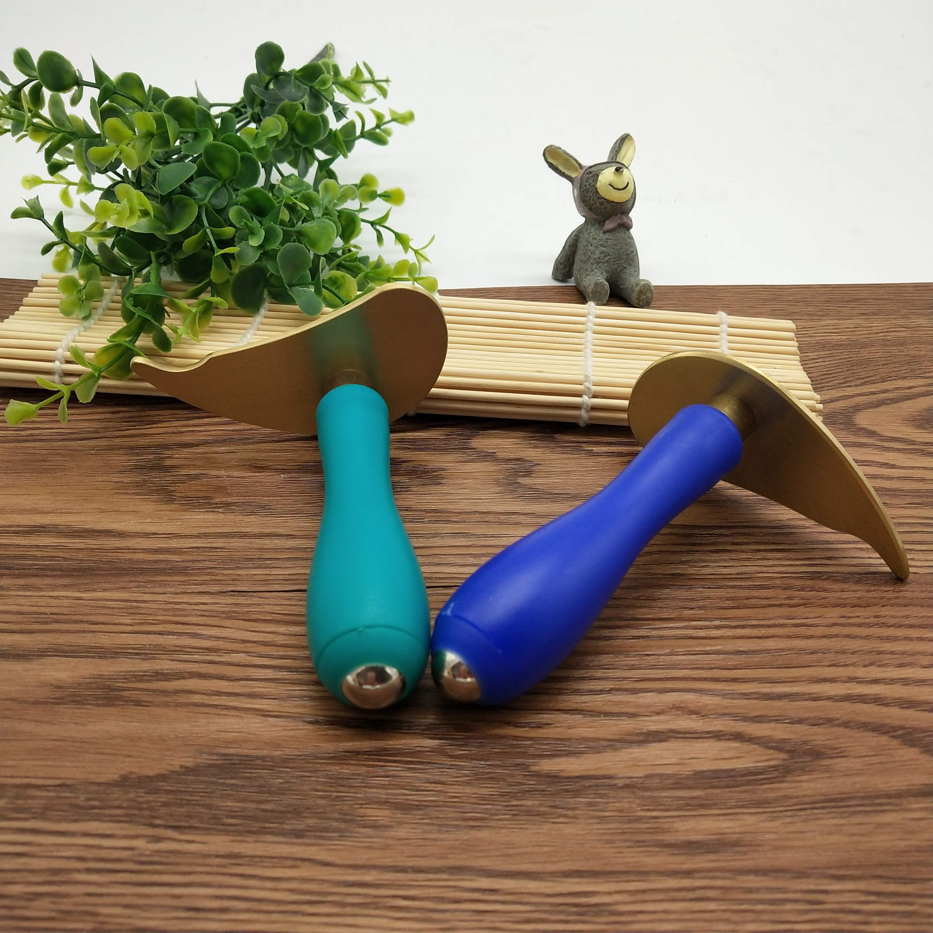 纯痧新款蓝色板 半月片磁疗按摩点穴笔 非洪光经络铜刮牛角刮痧板