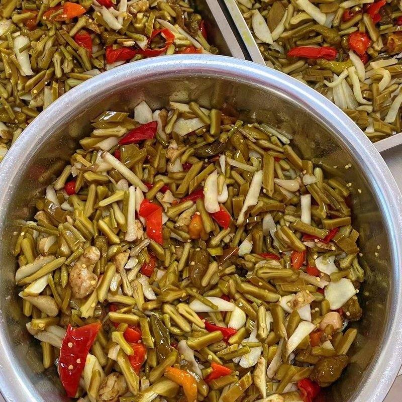 农村荷叶坛手工腌制开胃咸菜下饭咸菜咸豇豆刀豆土辣椒