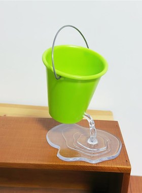 搞艺术的得用艺术水桶创意设计装饰小众可爱卡通笔筒摆件礼物