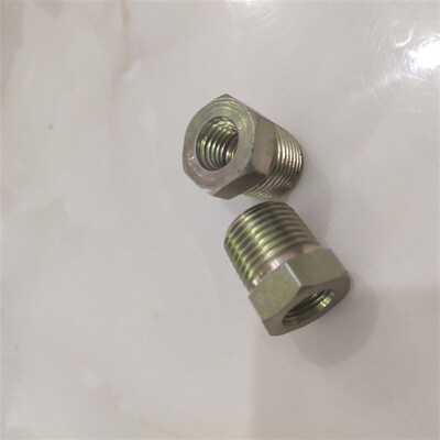 补芯接头外丝R1/2转内丝M101.5液压铁接头4分变10变径0410