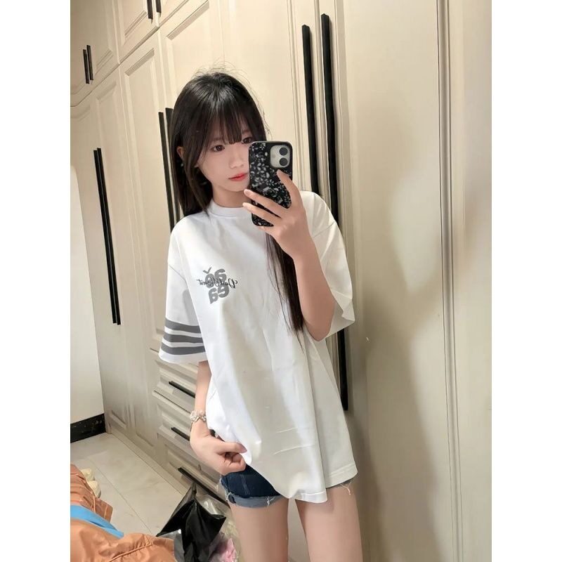 美式刺绣苹果纽扣短袖T恤女