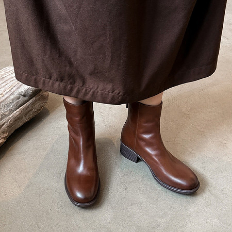 2025新款里外全皮真皮粗跟短靴子头层水洗马丁靴时装靴踝靴女靴