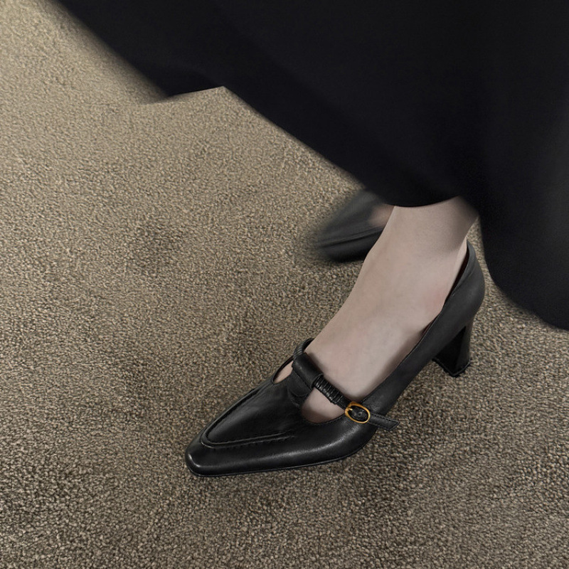 7CM小众时尚女人味浅口单鞋春季新款尖头粗跟丁字带显瘦小皮鞋