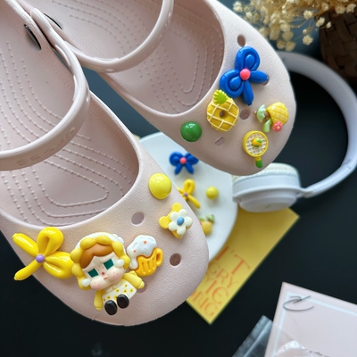 Crybaby可爱原创洞洞鞋配饰鞋扣