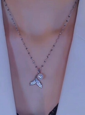 鱼尾珍珠项链女新款气质显白百搭