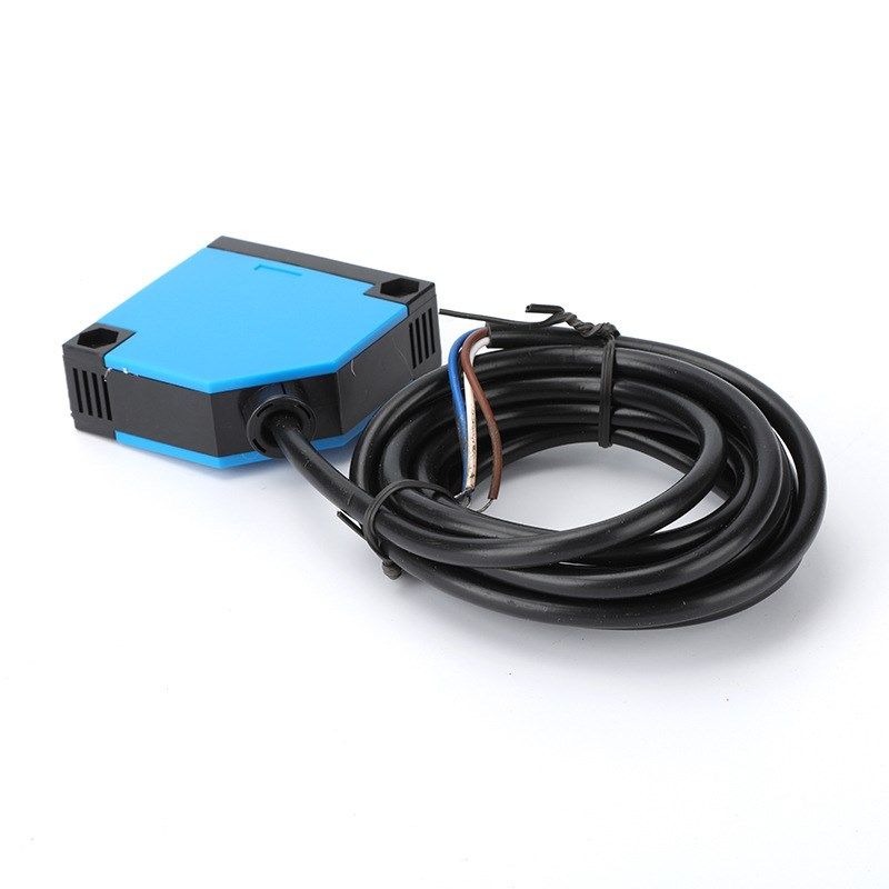 光电开关  E3JK-DS30N3方形直流漫反射式光电开关传感器