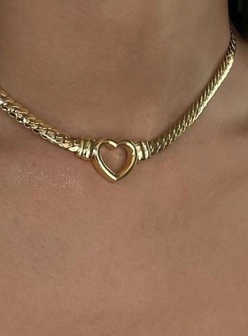 新潮流钛钢古巴链心形项链18K镀金镂空扁平蛇链爱心吊坠项链女