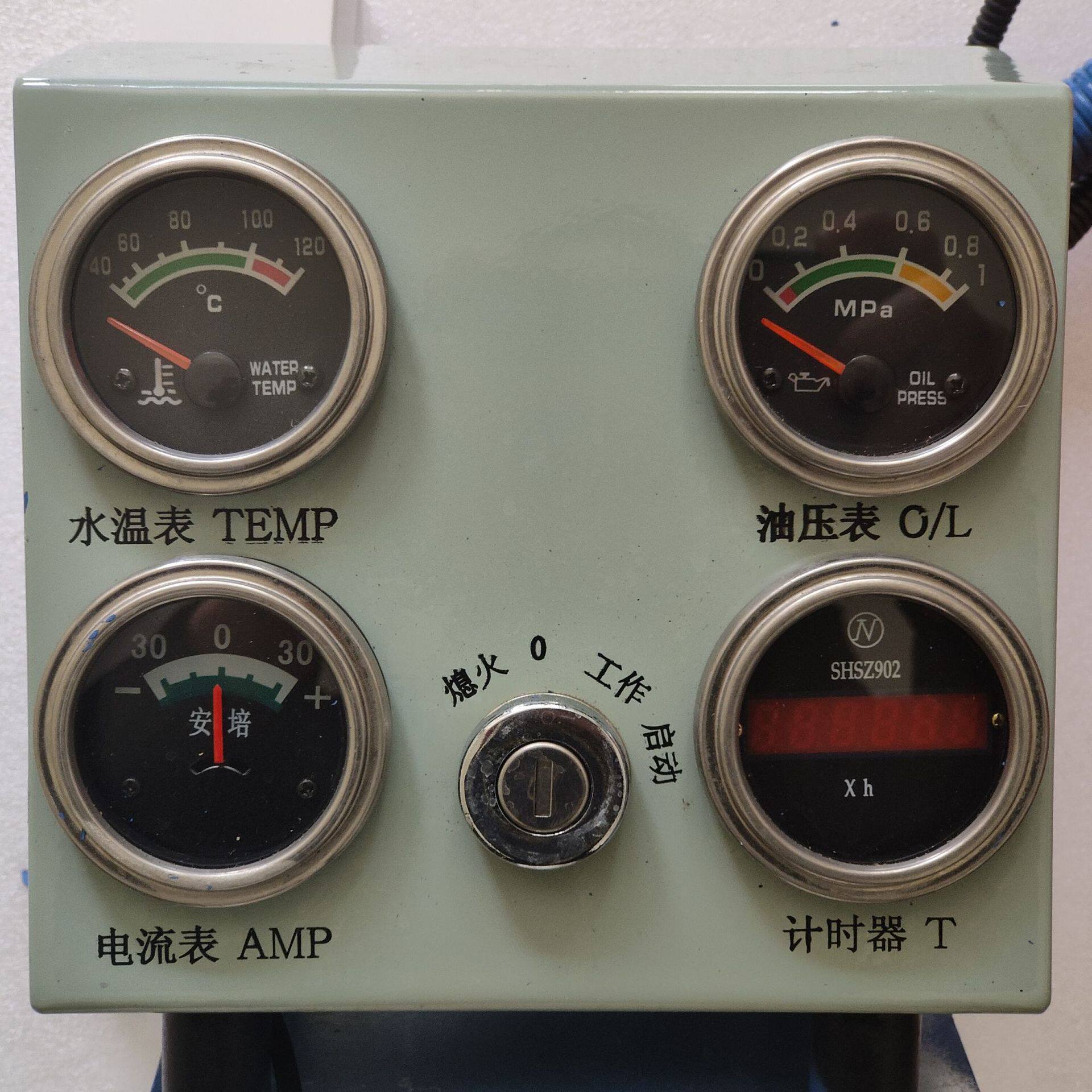 50KW玉柴发电机组发动机仪表控制箱油压水温传感器电流表计时器