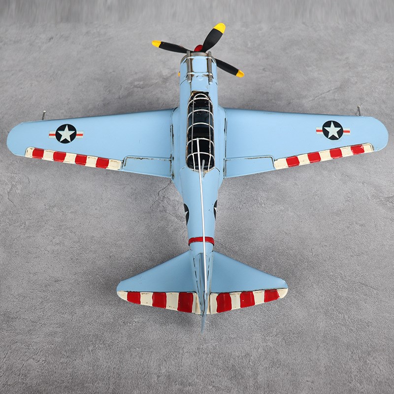 长津湖仿真F4F夜猫战斗机模型铁皮手工艺品复古怀旧老式飞机摆件