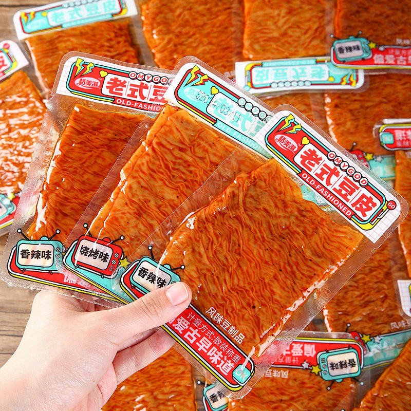 老式豆皮辣条手撕豆皮辣片儿时网红休闲小零食品麻辣香辣巴掌烧烤