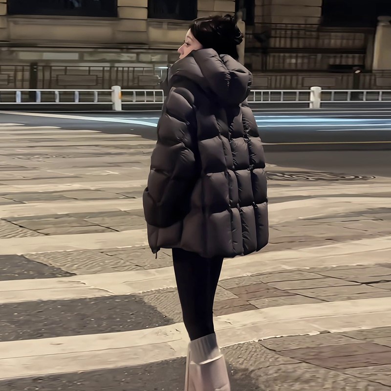 云朵泡芙灰色短款羽绒服女2025冬