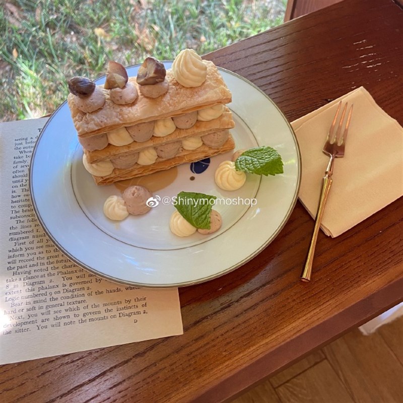 Shinymomo郁金香系列陶瓷餐盘