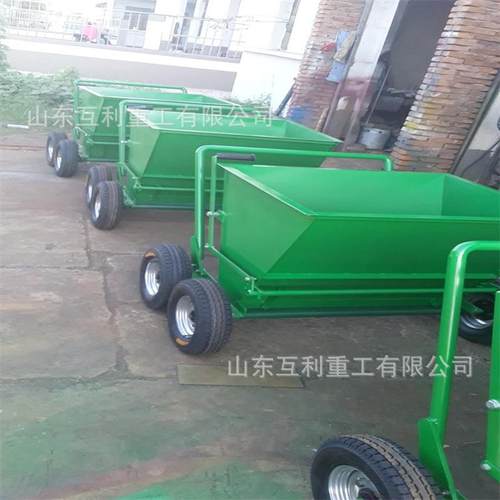 便捷手推式充砂机 草坪运动场地铺装机 足球场学校操场梳草机