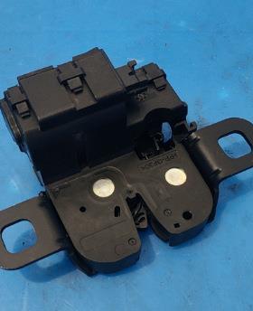 512498023129802312适用于BMWMiniR60后备箱锁机