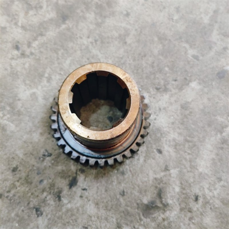 大连机床CKA6150 CKE6150数控车床配件20709齿轮Z32/8-40*7/M2.5