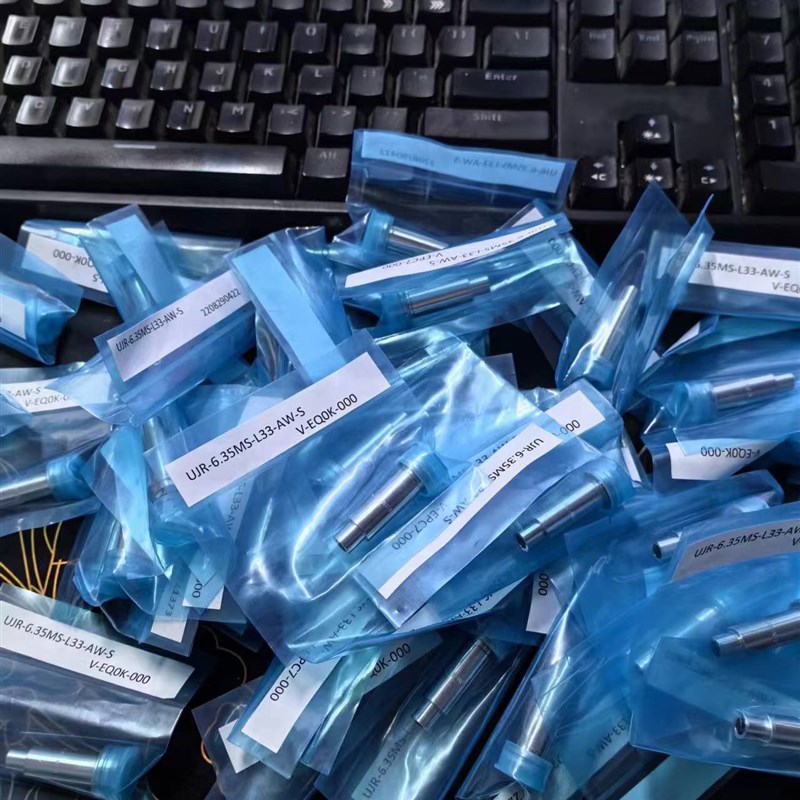 日本富士金Fujikin超纯净接头316L-EP长焊管UJR-6.35MS-L33-AW-S