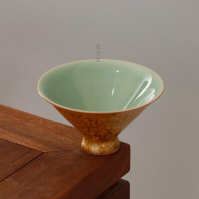 钧窑李峰手作茶叶末钛结晶双面梅子青釉粗陶青瓷窑变茶杯斗笠杯