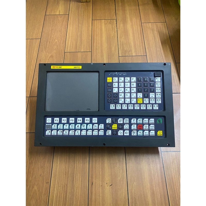 议价广州帝恩斯 980TC2 三轴数控系统 拆机有两个功能正常成