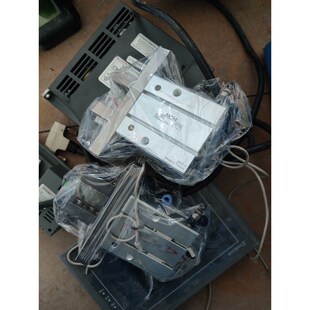 亚德客原装夹爪气缸,型号HFZ40。