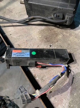 日本山洋伺服马达 P50BA2003BCS4C 议价