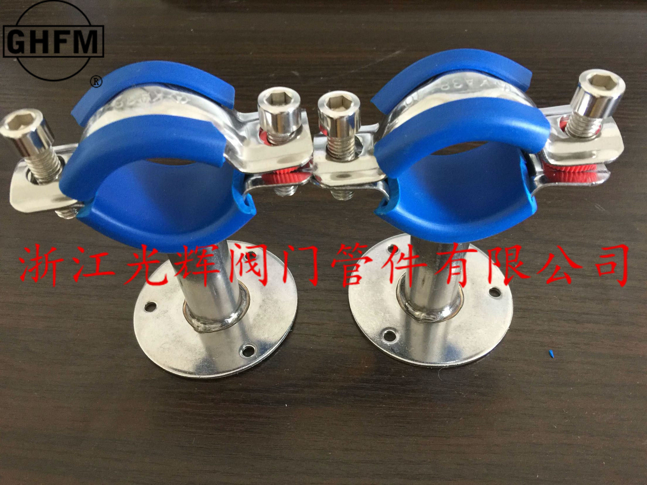 304不锈钢含垫圈带底盘管子夹管支架管卡管夹管支架带皮垫,农机/农具/农膜,灌溉工具,淘宝优惠券,粉丝福利购,淘宝优惠卷