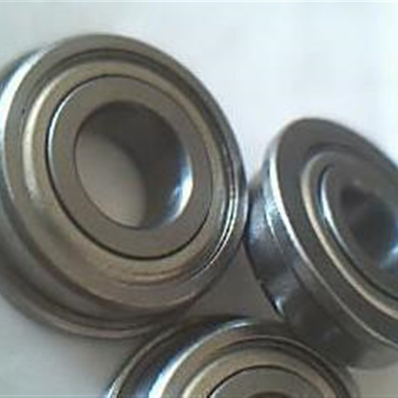 F697ZZ FL697ZZ 7*17*5 带法兰轴承内径7外径17高度5法兰外19毫米