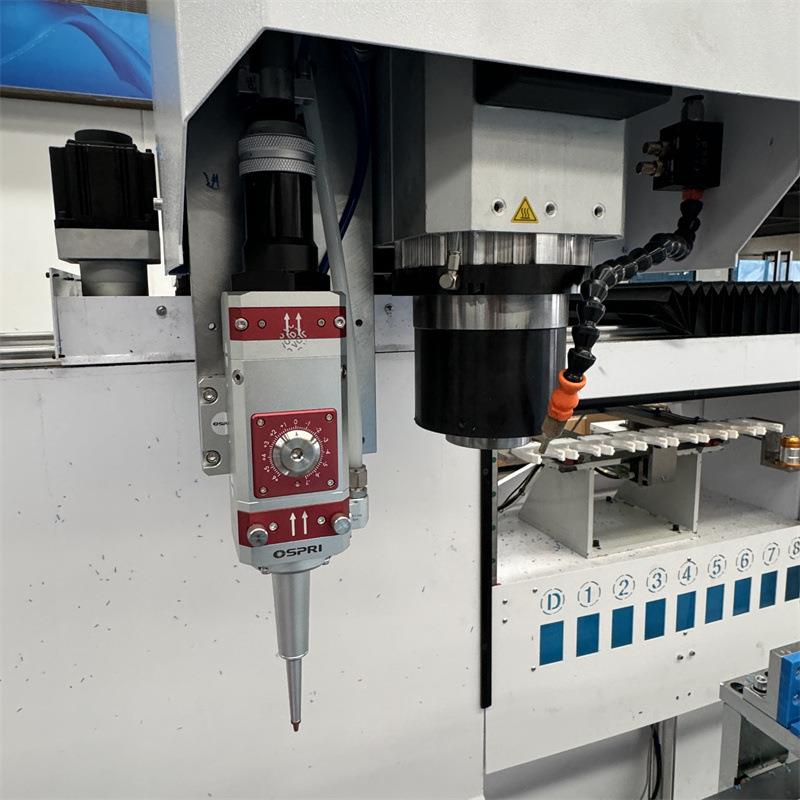 双头铣床光纤激光切割加精密刀具钻铣打孔加工中心型材机打孔机